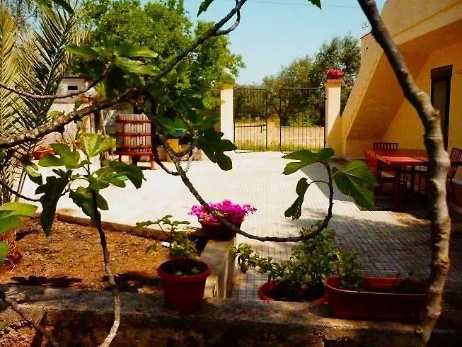 Farm stay Tenuta La Siesta *